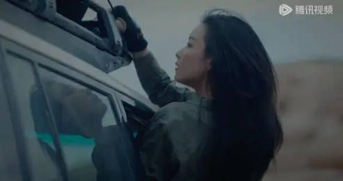 江湖悍女成内娱香饽饽，热巴倪妮都输给了景甜