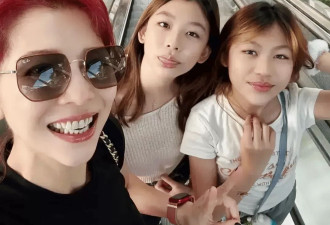 蔡少芬奥地利旅游休闲搭，面色憔悴巡车展还房贷