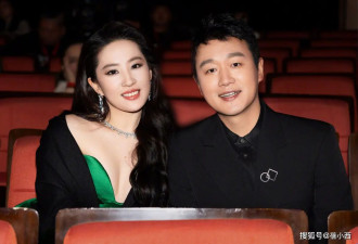 刘亦菲太丰满，真空穿抹胸裙都兜不住好身材，我感慨资本太会选人