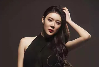 李泽楷被她迷得神魂颠倒，林丹为她不顾妻儿