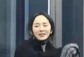 发顶稀疏瘪嘴凹脸的杨幂，治好了我们的容貌焦虑