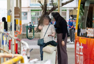 香港宏福苑大火已被扑灭，但漫长的哀伤才刚刚开始