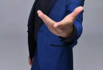 47岁印小天景区救落水女子，淡定回应小事一件