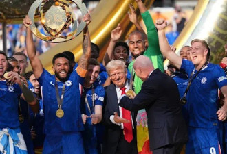 最懂“懂王”的瑞士光头：FIFA为何“跪舔”特朗普？