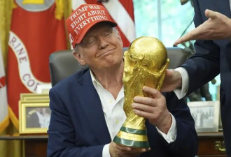 最懂“懂王”的瑞士光头：FIFA为何“跪舔”特朗普？