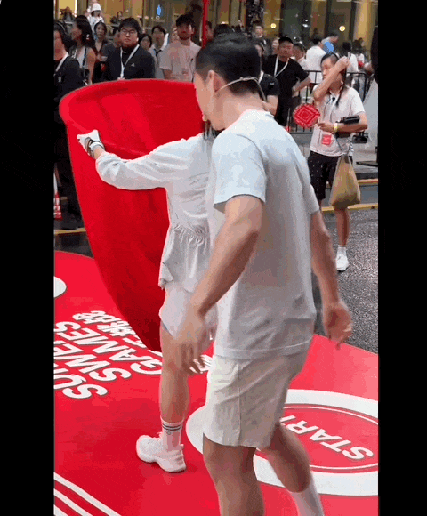 判若两人！贾玲消失的这一年发生了什么？