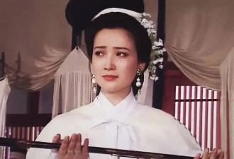 林妹妹悼念秦可卿！陶慧敏：何晴对我的恩情一直铭记于心
