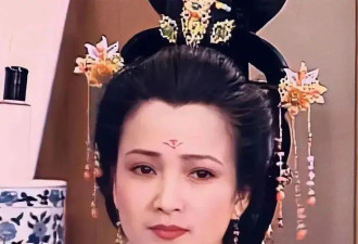 林妹妹悼念秦可卿！陶慧敏：何晴对我的恩情一直铭记于心