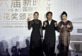 突传喜讯！58岁老戏骨侯勇喜获儿子，一家三口合体现身，逢人便夸