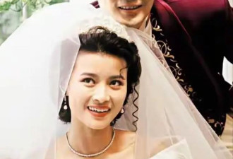 亚姐冠军疑似有黄昏恋？曾被前夫家暴，离婚后...