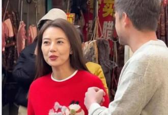 成都街头偶遇46岁高圆圆:生图暴露了真实颜值,赵又廷福气不小啊