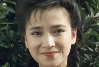 何晴2015年频繁头疼，去世前昏迷了很久