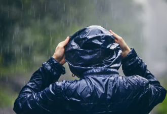 暴雨与洪水双重夹击! 大气河流再袭大温, 多地升级洪水警报!