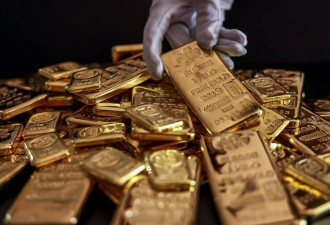 黄金明年冲破5500美元？专家说先看“这价格”