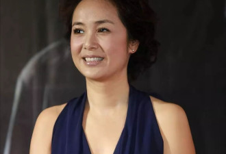 陈红老了、蒋雯丽老了、江珊也老了，唯独她还像少女