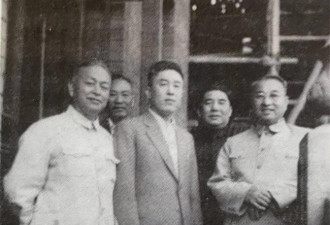 50年代奇葩女：丢下正部级丈夫，离婚嫁资本家