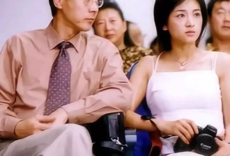 他演变态色狼出名，如今68岁依旧显年轻
