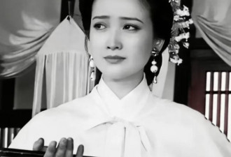 演全“四大名著”的何晴离世：一生情路坎坷