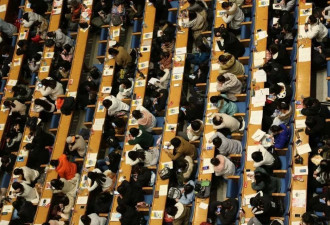 当大学越来越像高中 这书读得还有意义吗
