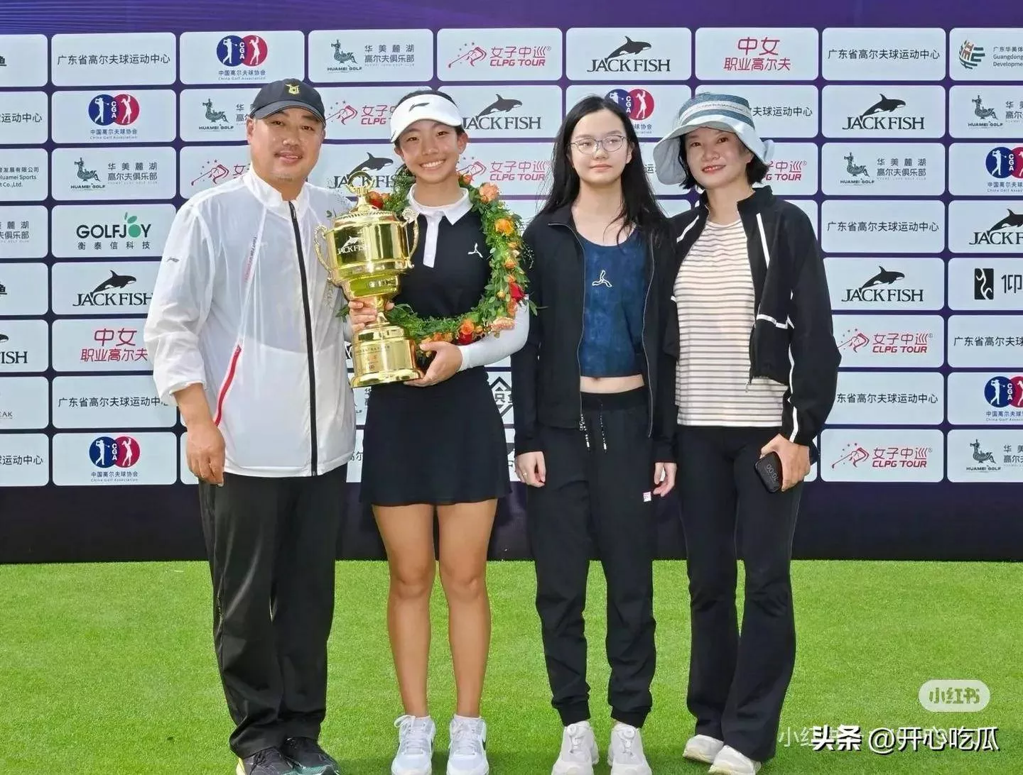 姚明女儿年仅15岁身高2米，学霸不爱打篮球