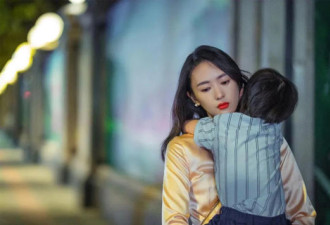 富二代月薪3万“外包妈妈”事件引巨大争议