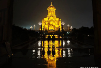 旅行高加索——格鲁吉亚第比利斯圣三一大教堂