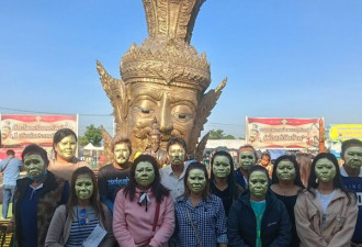 “脸上贴金”真的发财了 寺庙爆红：已有9人中奖