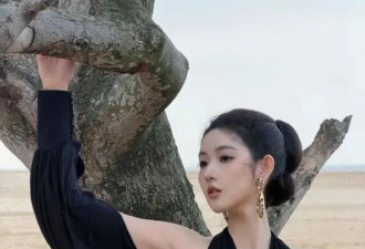 王玉雯穿深V露背装变身暗夜黑天鹅！魔鬼身材性感火辣