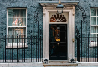 英国首相与美国总统通话,讨论俄乌冲突最新进展等