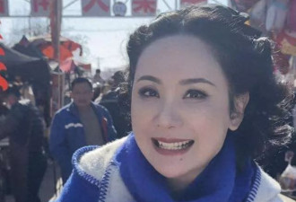 郭晓冬老婆赶山东大集，穿3万大衣买3块钱糖葫芦