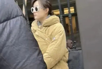 孙俪一顿就吃六个饺子！羽绒服穿15年很节俭