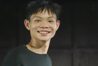 16岁“烤鸡少年”喜提迈巴赫？本人回应