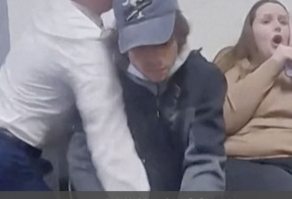 美国涉嫌盗窃的男子试图向警员开枪 幸亏手枪卡壳