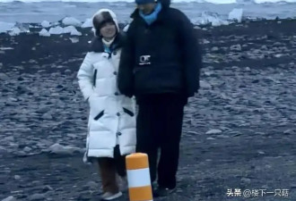 孙丞潇求婚金莎后被偶遇 两人手牵手笑容甜蜜 金莎摇头晃脑像小女生