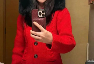 朱珠圣诞晒美照！和女儿穿红毛衣亲子装超喜庆，搂老公甜到齁