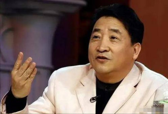 姜珊：我被父亲姜昆掐断星途，44岁还独身一人