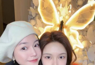 陈妍希带儿子和好友过圣诞！9岁小星星穿红色毛衣