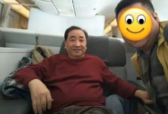 姜昆遭同行倒油！合唱者承认在美国唱歌