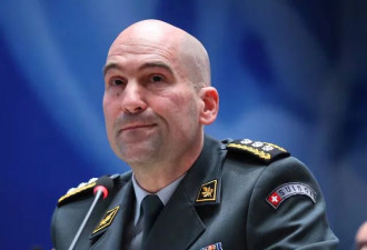 瑞士国防军司令：仅三分之一士兵装备齐全....