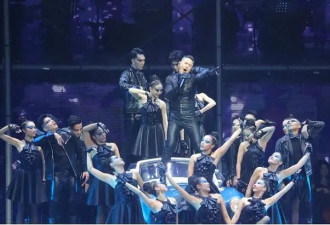 突发!香港知名天王身体疑出问题?双掌发黄被指...