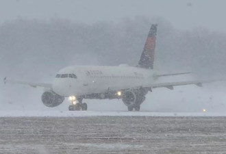 暴风雪袭美东 纽约新泽西紧急状态 9000航班大乱