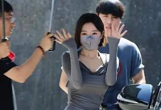 “秦岚”也太凡尔赛了吧！穿一身瑜伽服凹凸有致，巴掌腰太抢镜