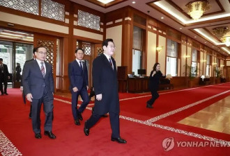 李在明迁回青瓦台办公，30秒内能见到核心幕僚