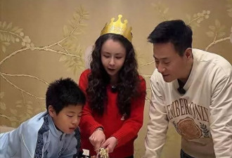 连奕名做蛋糕为老婆庆生，杨若兮素颜脸肿还嘴歪