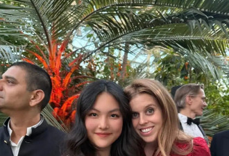 王诗龄何超莲活动同框，一个少女一个老气，分不清谁是34岁