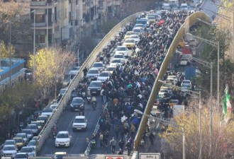 神棍陷四面楚歌境地，伊朗爆发大规模抗议