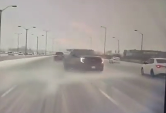 密西市皮卡雪天被迫漂移，401高速上360°旋转换道！