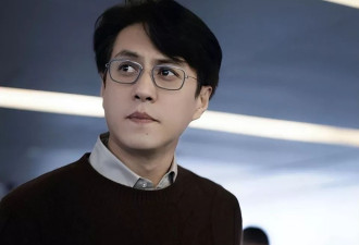 靳东隐藏了44年，原来演员只是副业，真是深藏不露！