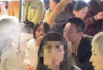 玥儿正脸像爸，托腮动作像极了当年大s