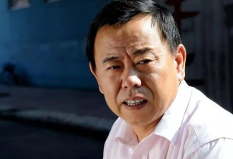 全家移民，正师级待遇，潘长江哪个标签是真的